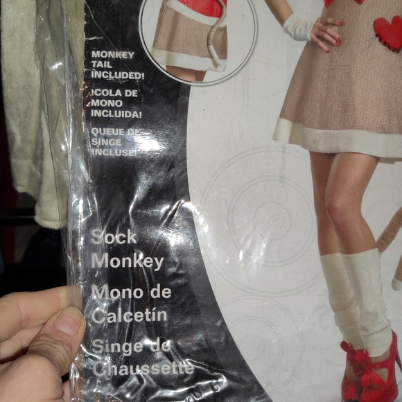 Sock monkey costume - Picture 3 of 7